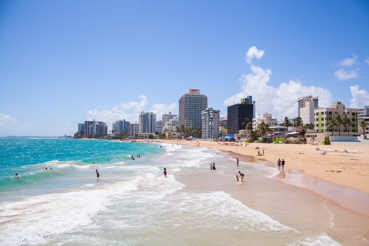 Beach & Casino 1BR AC Wi-Fi Great Location
